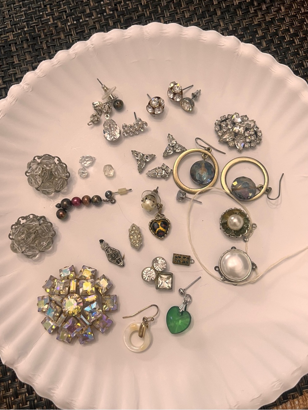 Jewelry for Crafting/Steampunk Mostly Vintage.